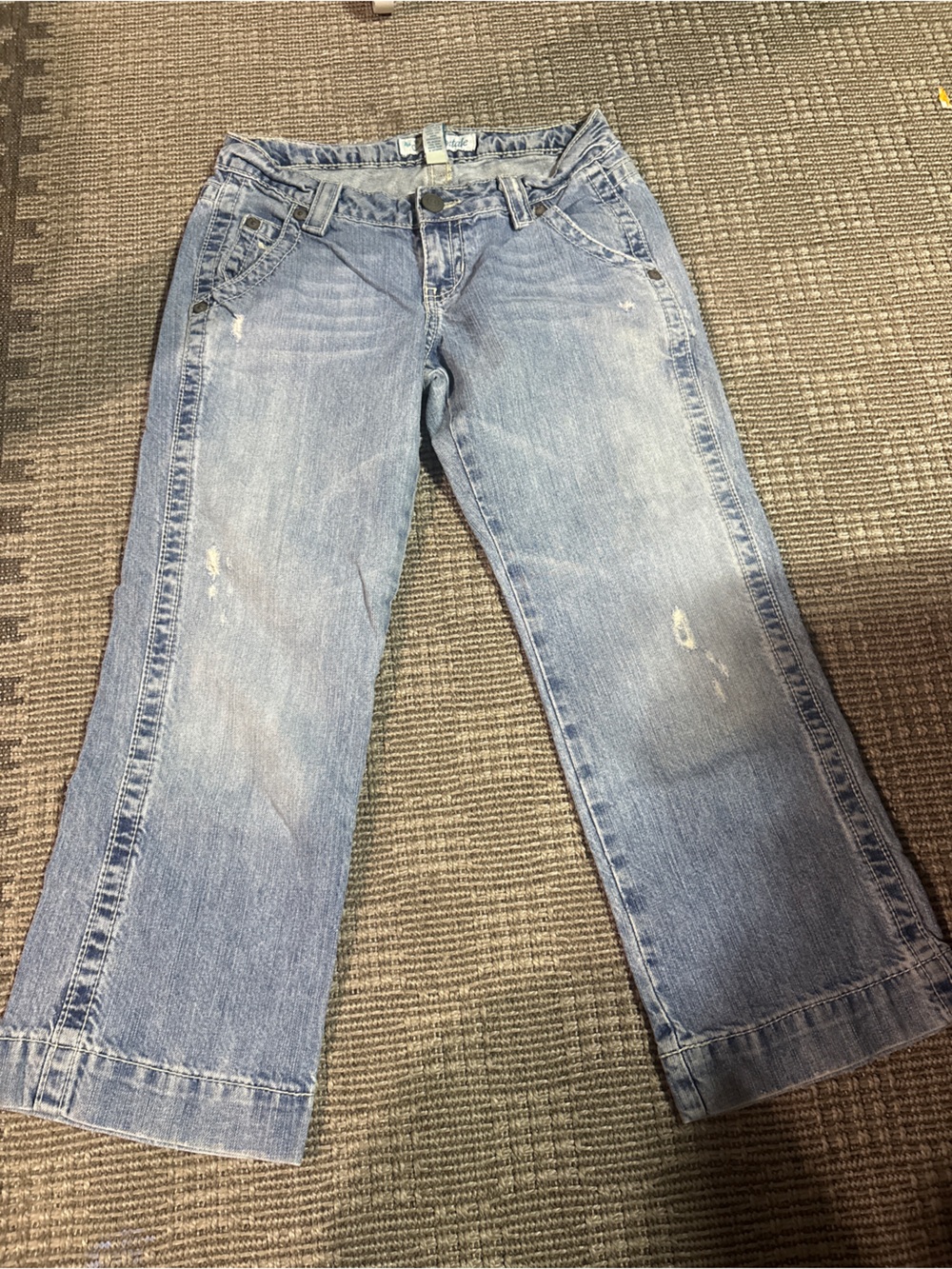 Vintage Aeropostale Light Blue Women's Denim Capris